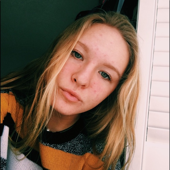 caroline128484